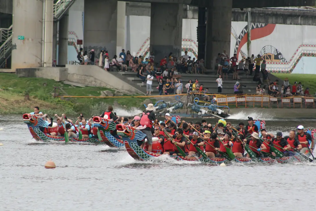 2024 Taiwan Dragon Boat Festival 端午節划龍舟比賽 Foreigners in Taiwan 外國人在臺灣